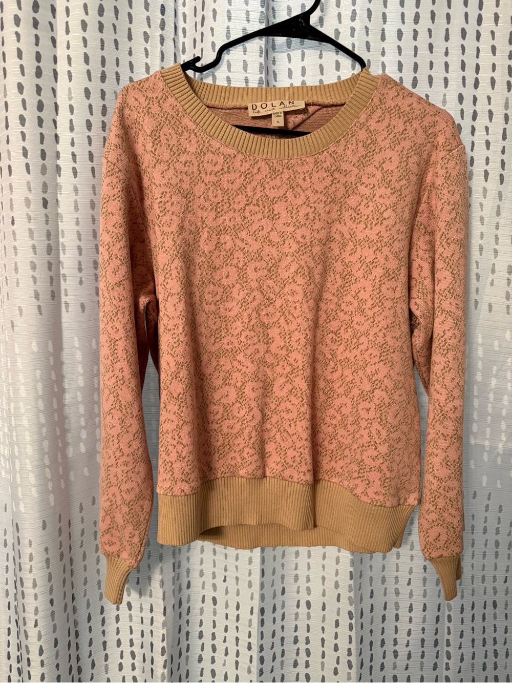 Anthropologie brand dolan Pink and Tan Crewneck Sweater